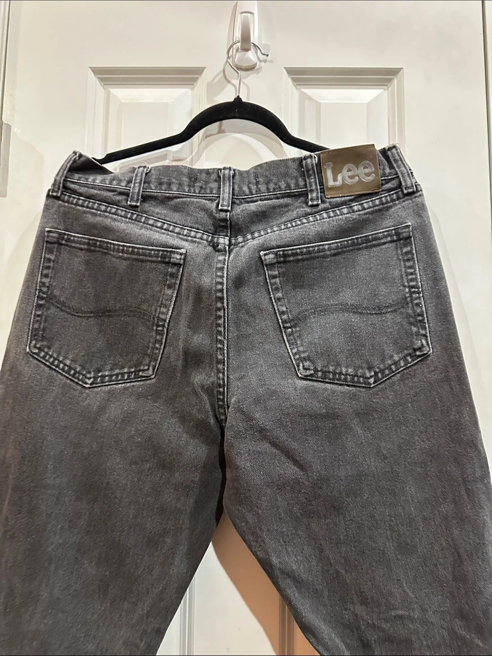 Lee Men's Relaxed Black Jeans size 34x32